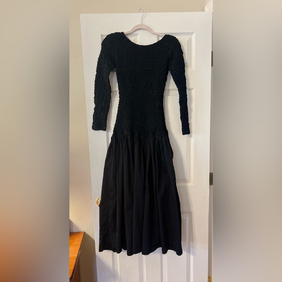 Mara Hoffman Elegant Black Textured Long Sleeve open back dress - Picture 7 of 11